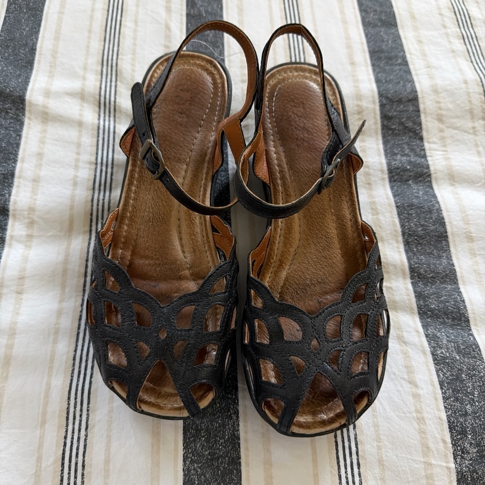 Chic Black Women's Sandals